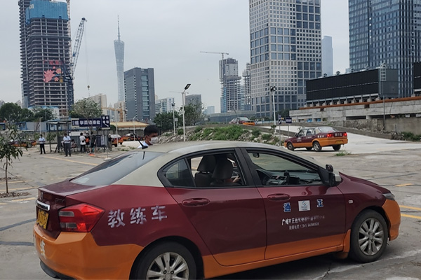 正通驾校训练场